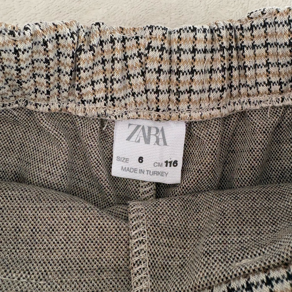 Zara Kids Black and Cream Checkered Mini Skirt with shirts - Picture 4 of 4